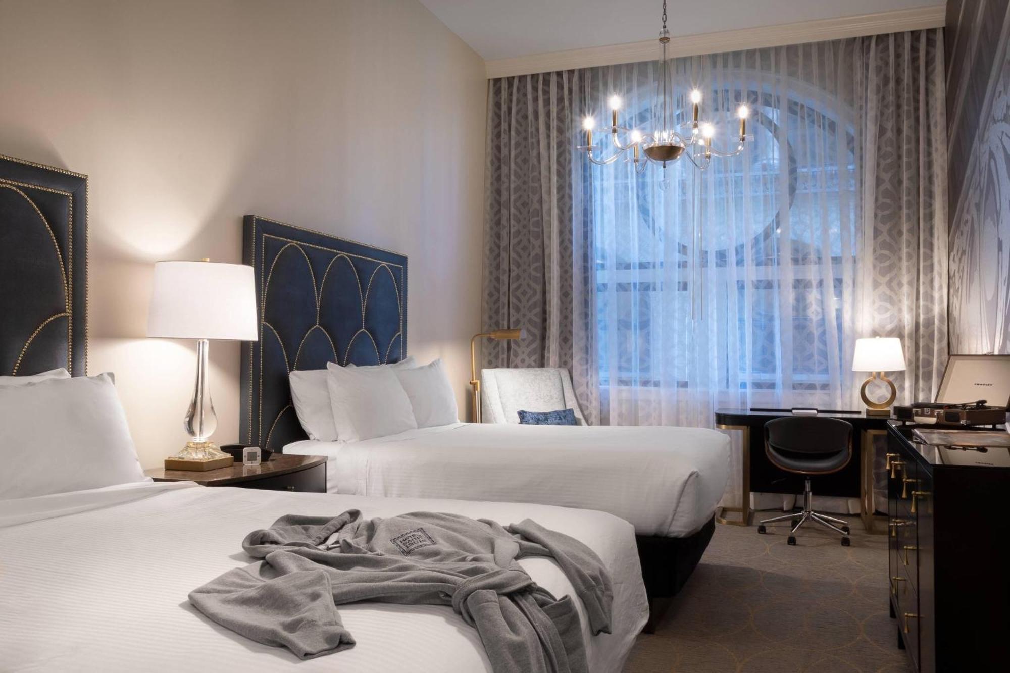 Hotel Saint Louis, Autograph Collection Ngoại thất bức ảnh